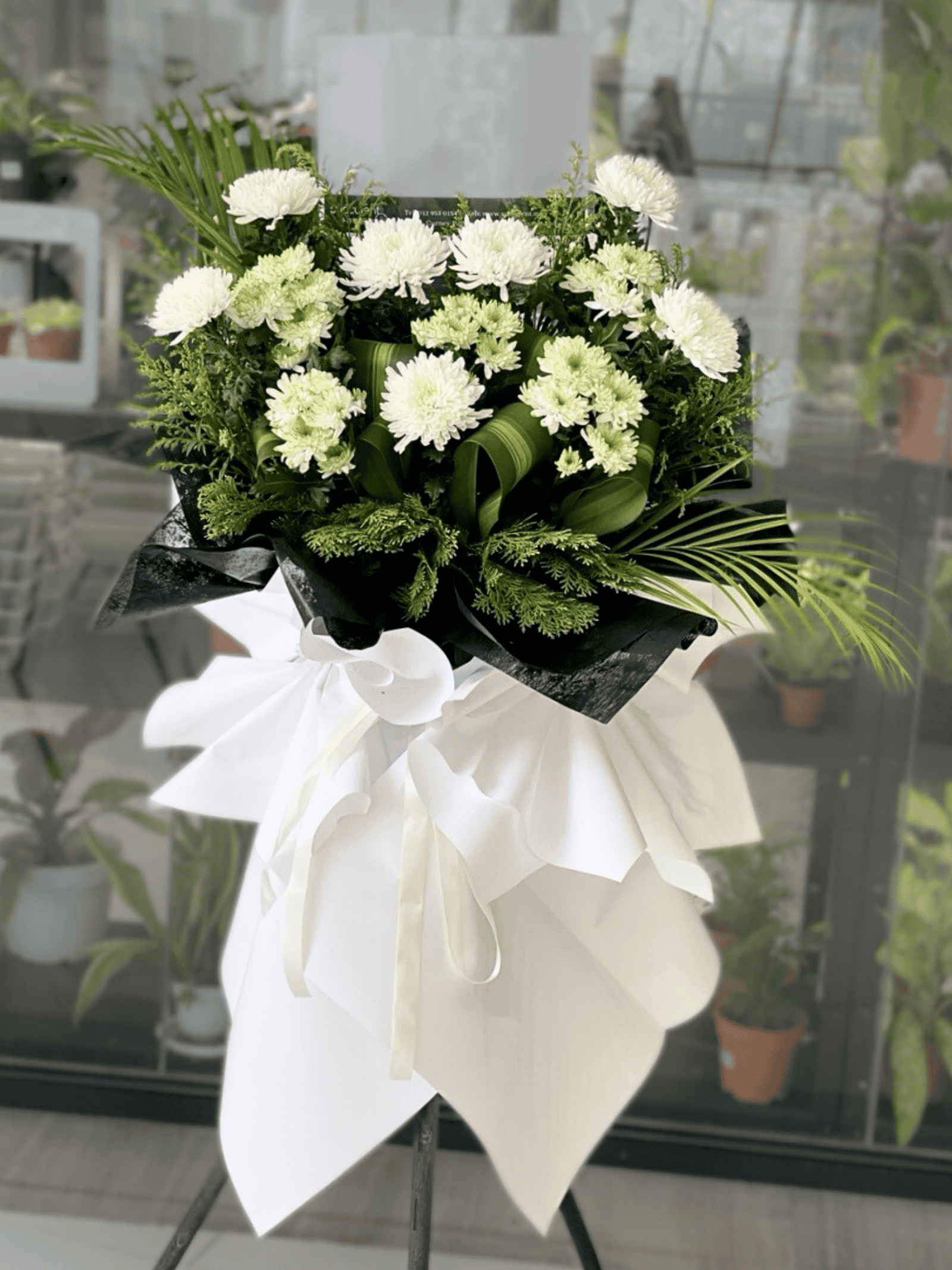 Mum Chrysanthemum Condolence & Funeral Flower Stand