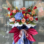 Red and Blue Grand Flower Stand - Image 2